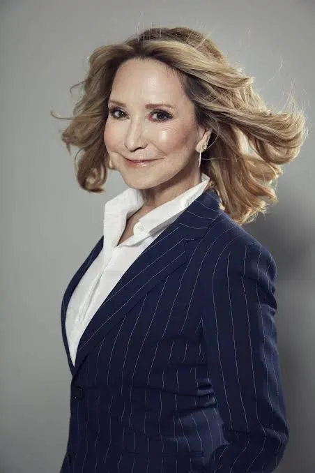  Felicity Kendal
